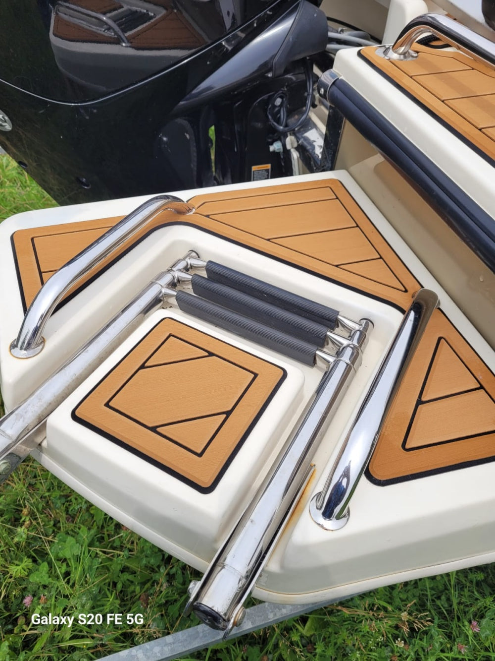2019 Bayliner E7 – Custom EVA Foam Marine Flooring Kit