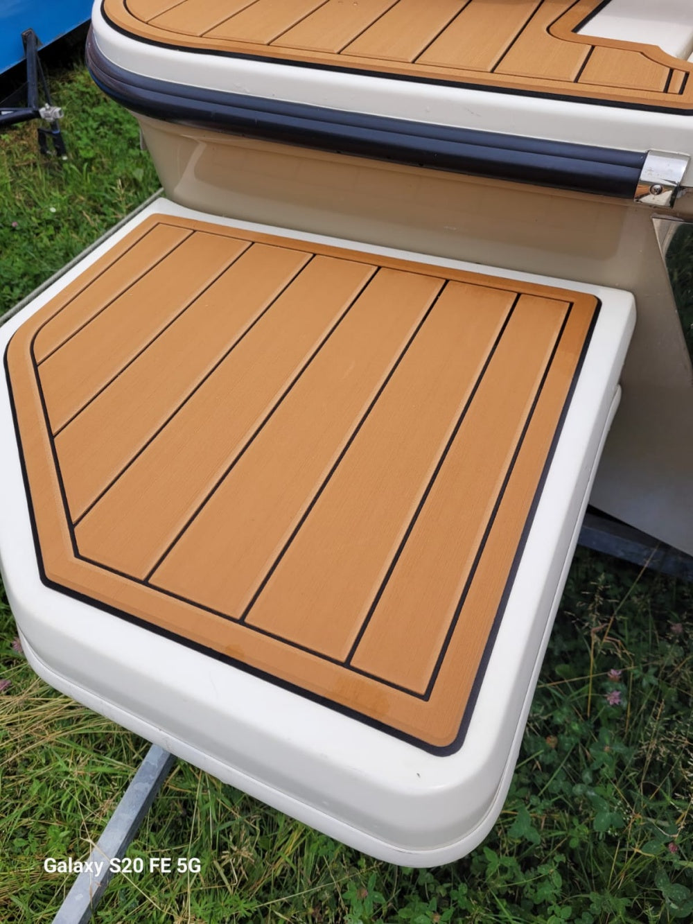 2019 Bayliner E7 – Custom EVA Foam Marine Flooring Kit