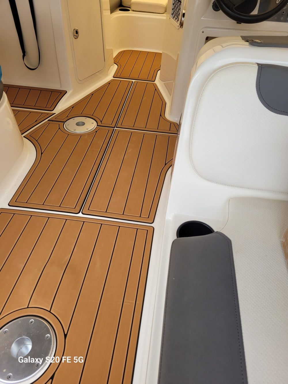 2019 Bayliner E7 – Custom EVA Foam Marine Flooring Kit