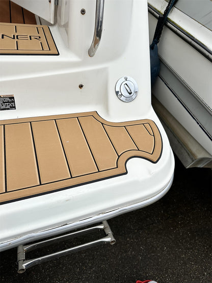 1995 Bayliner 2355 – Custom EVA Foam Marine Flooring Kit