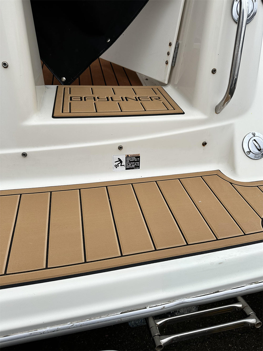 1995 Bayliner 2355 – Custom EVA Foam Marine Flooring Kit
