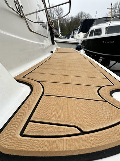 1995 Bayliner 2355 – Custom EVA Foam Marine Flooring Kit