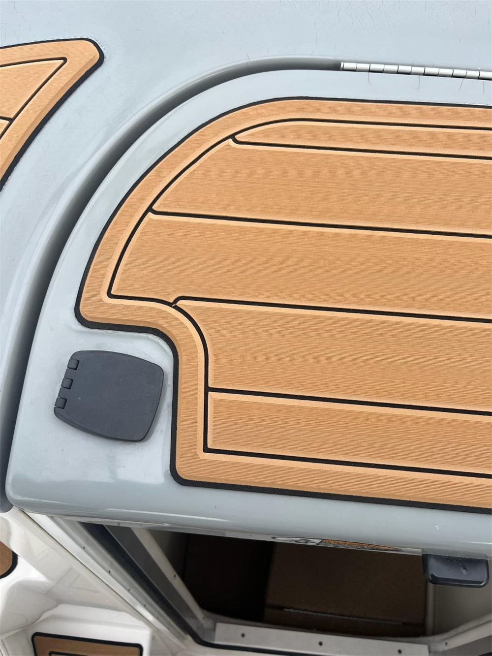 Bayliner 2855 – Custom EVA Foam Marine Flooring Kit