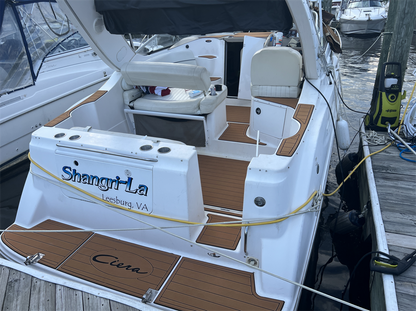 2000 Bayliner 2855 – Custom EVA Foam Marine Flooring Kit