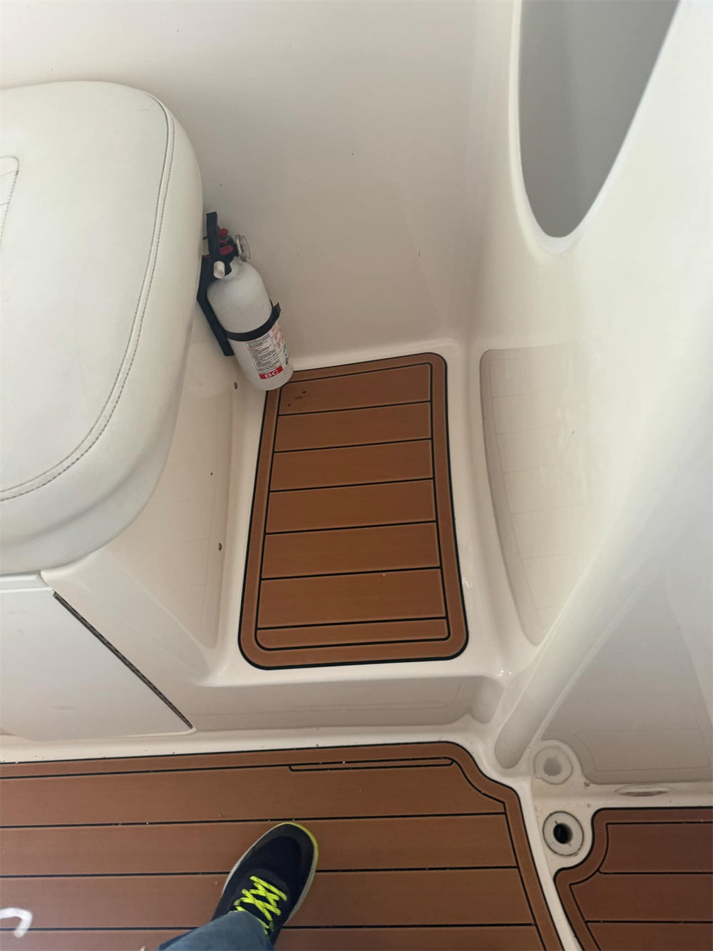 2004 Bayliner 305 Ciera – Custom EVA Foam Marine Flooring K